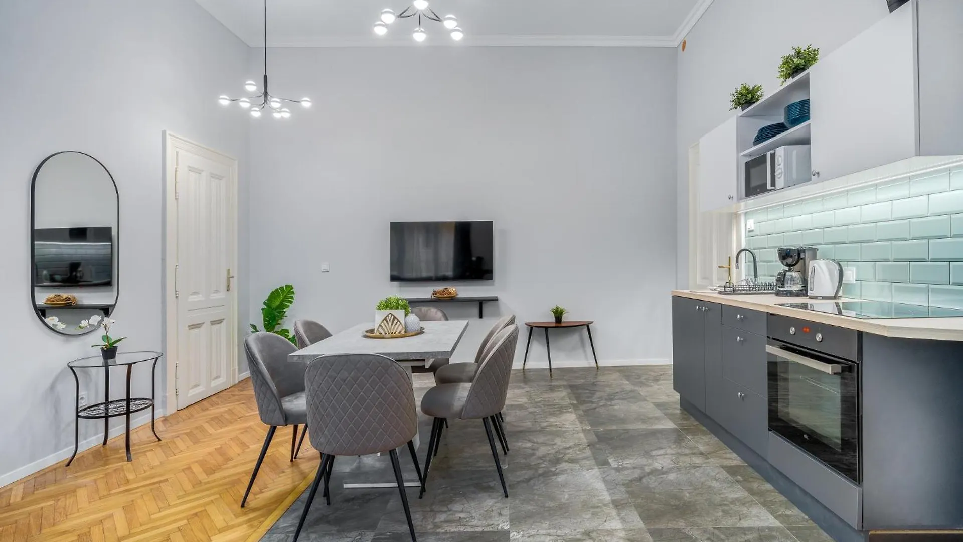 Synagogue 2 Bedroom Apartment S162 Budapest