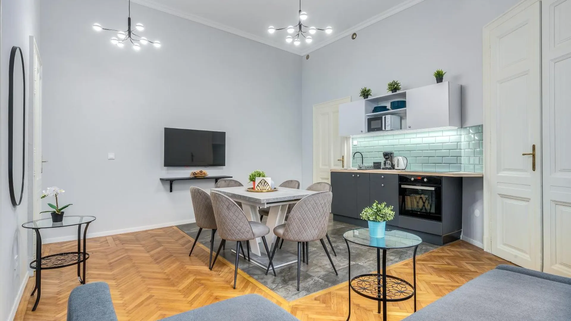 Synagogue 2 Bedroom Apartment S162 Budapest